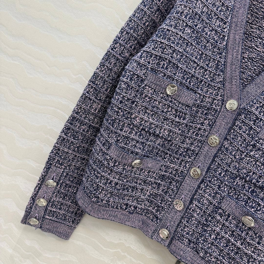 New early autumn knitted cardigan