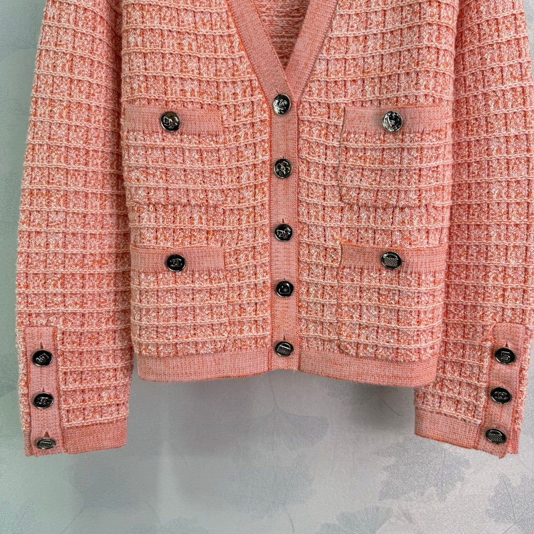New early autumn knitted cardigan