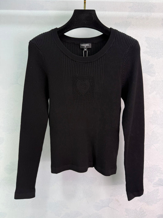 Heart knitted shirt