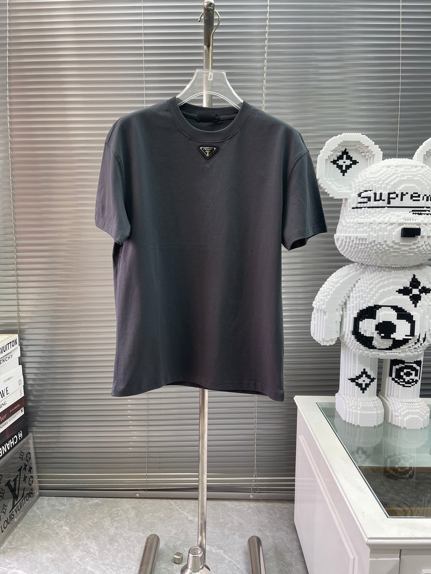 neues PRD-Logo-T-Shirt mit Rundhalsausschnitt