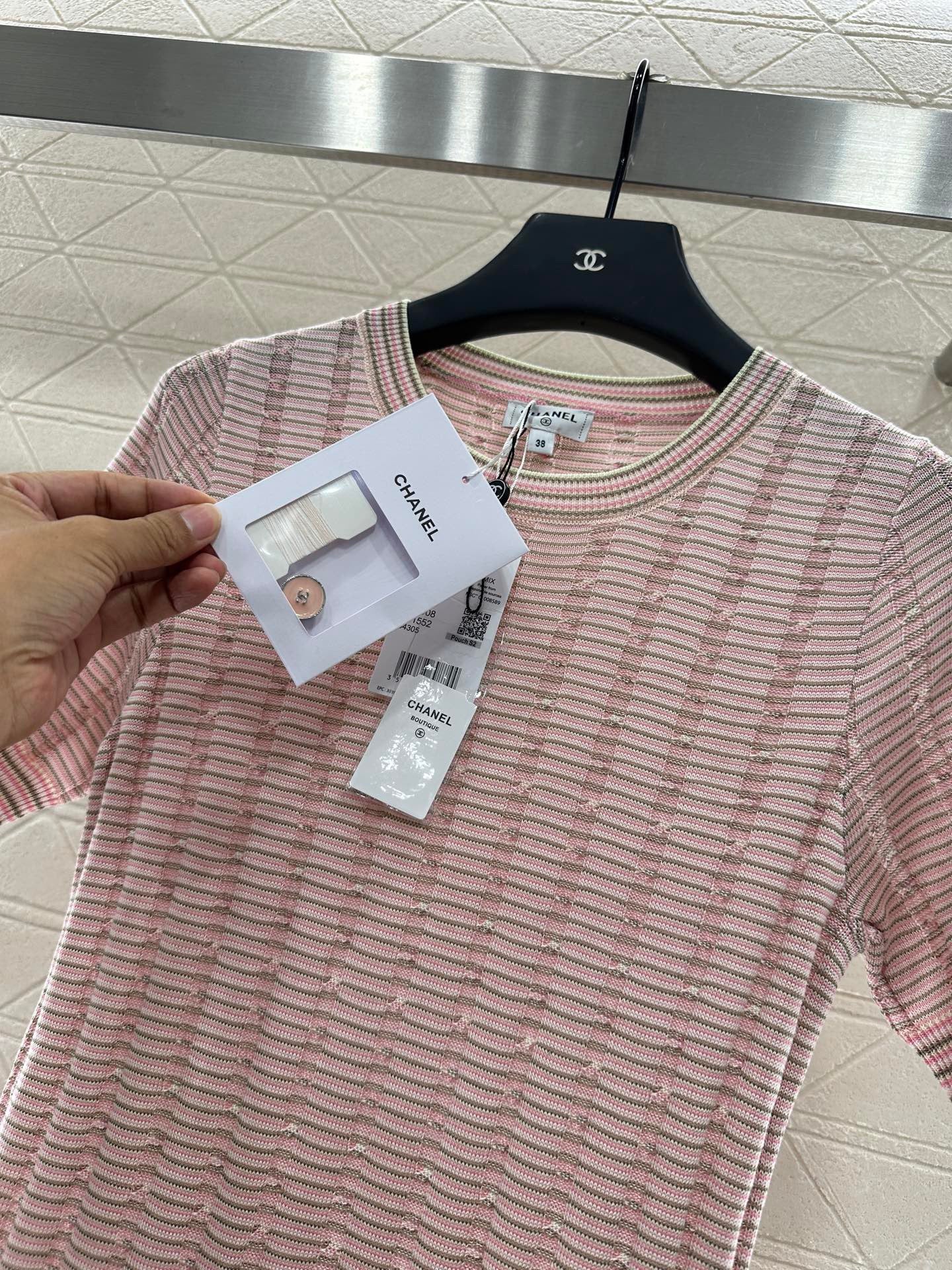 Robe à manches courtes en tricot de couleur contrastée