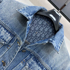 Cropped silhouette denim