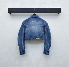 Cropped silhouette denim