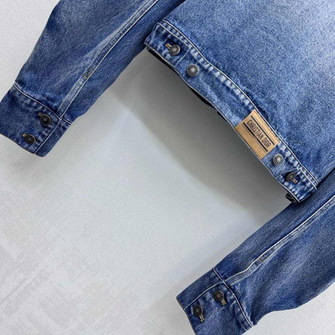 Denim mit verkürzter Silhouette