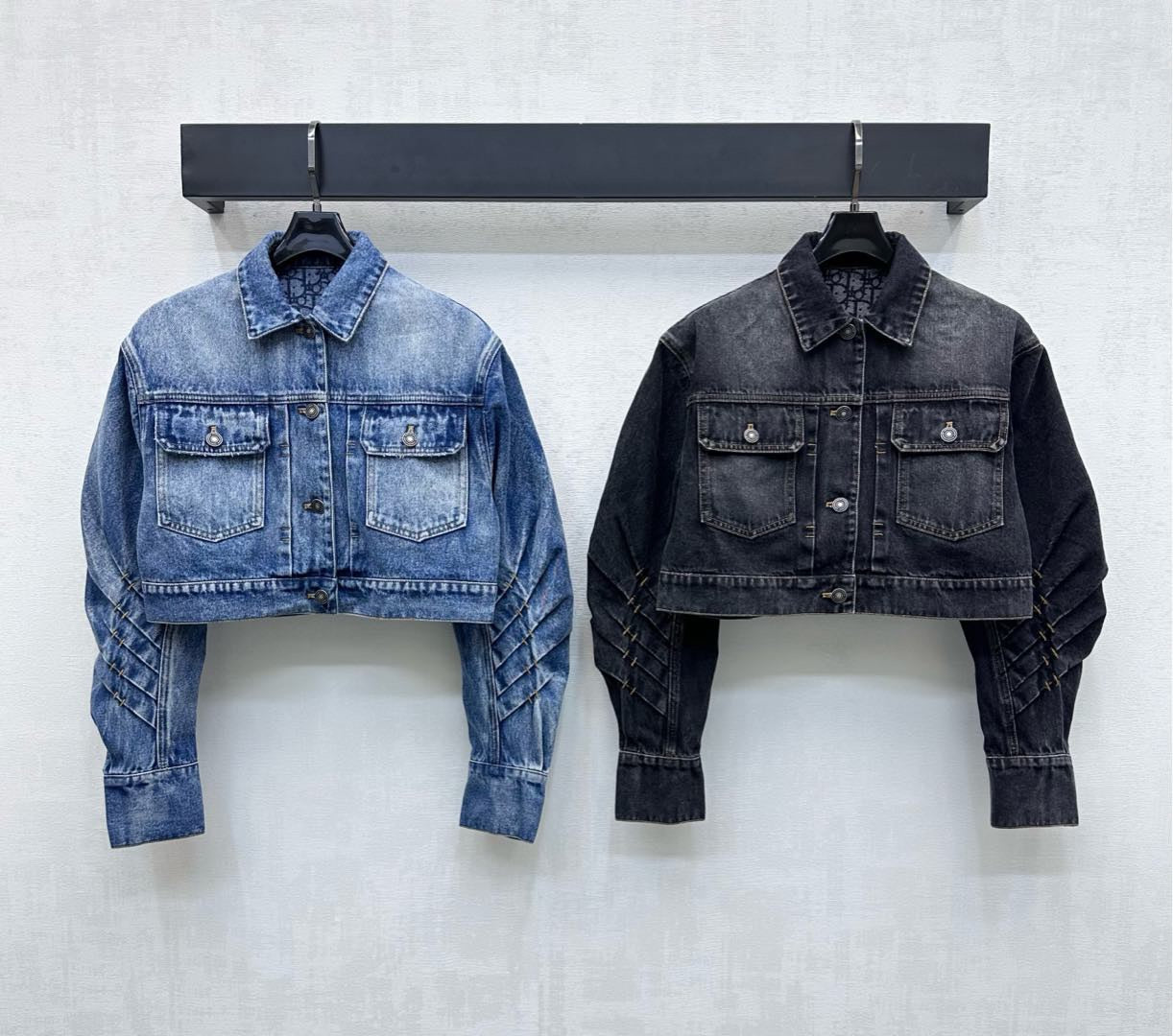 Denim mit verkürzter Silhouette