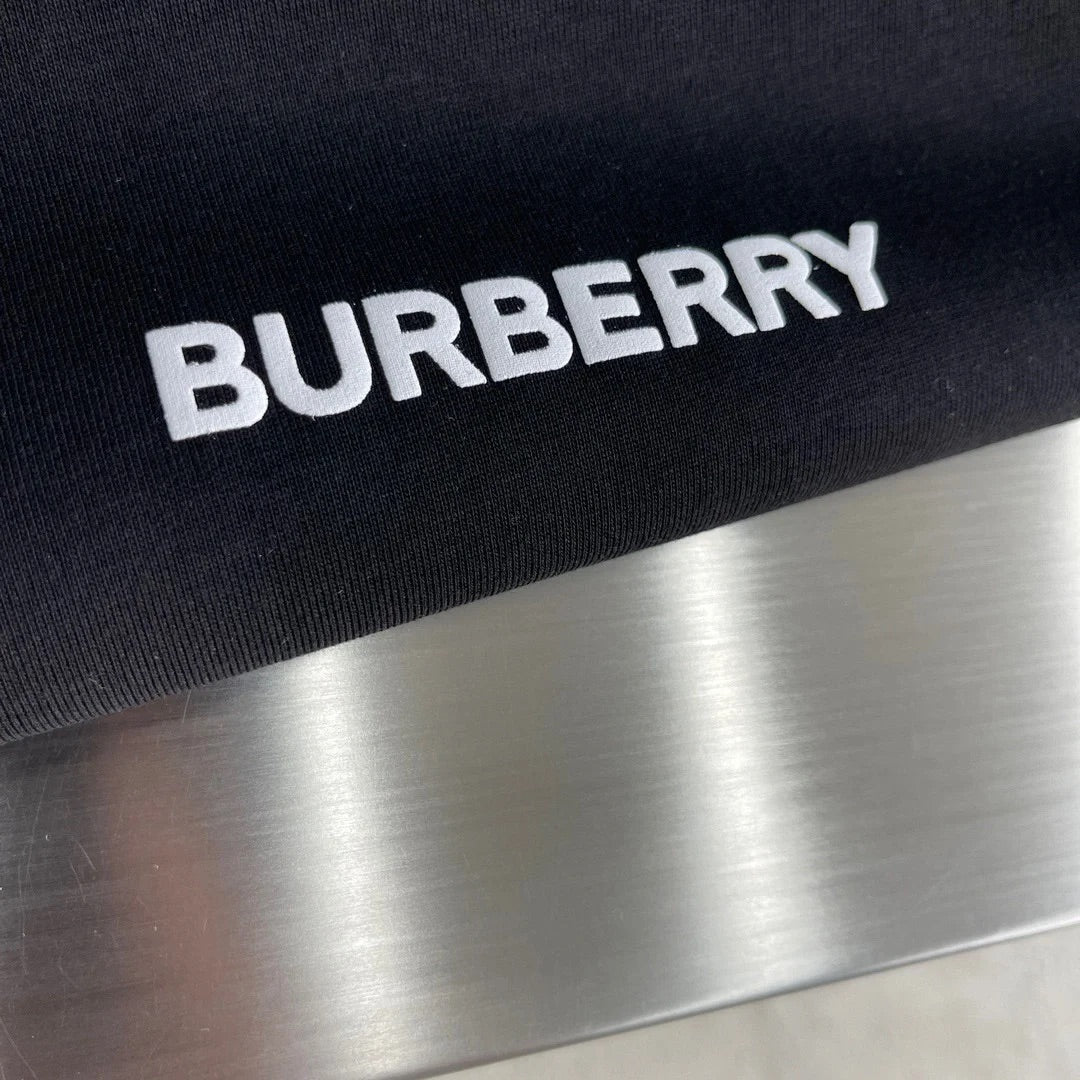 T-shirt graphique imprimé classique 24SS