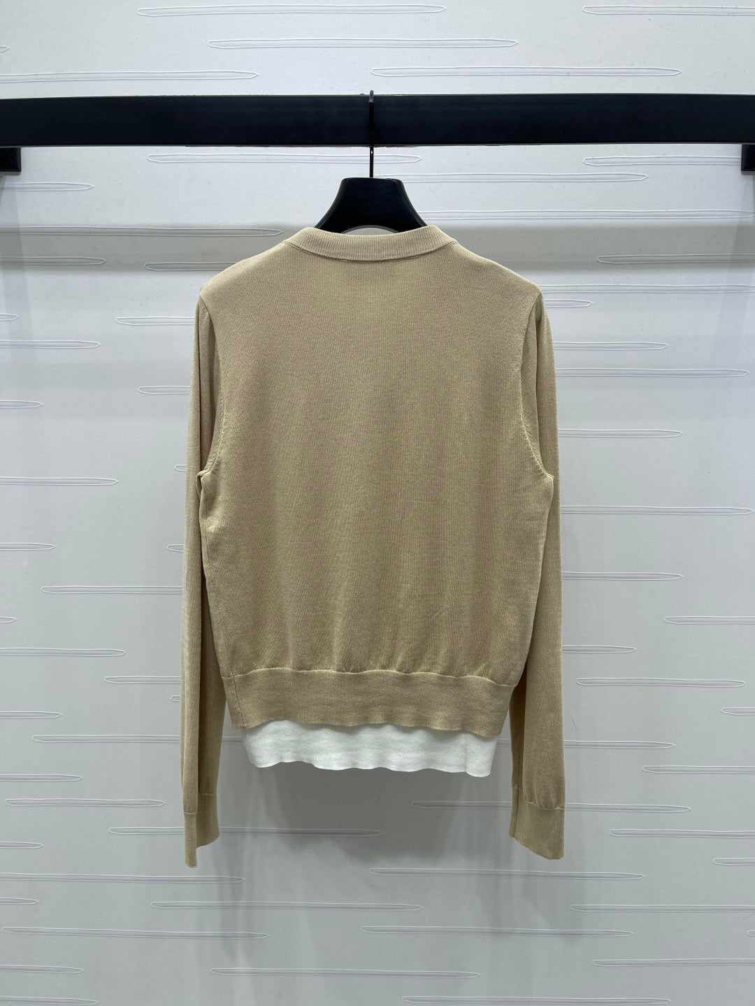 Fake two-piece knitted crew neck cardigan