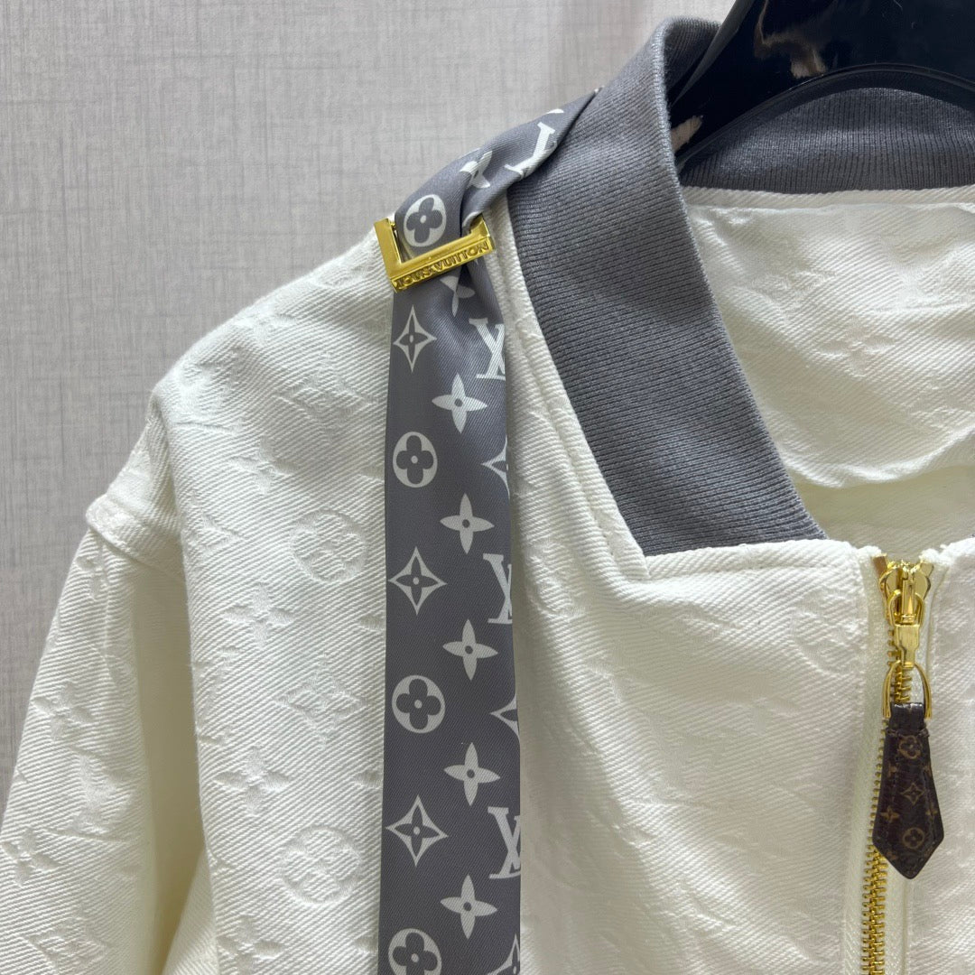 Haut à manches longues avec ruban et fermeture éclair ➕ Jupe à gâteau avec ruban