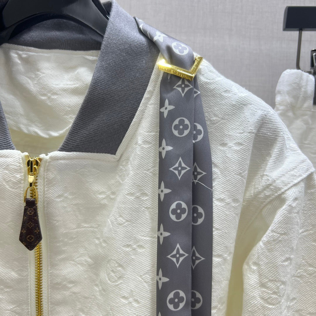 Haut à manches longues avec ruban et fermeture éclair ➕ Jupe à gâteau avec ruban