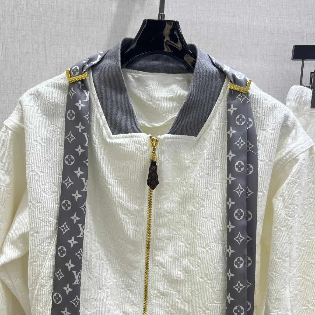 Haut à manches longues avec ruban et fermeture éclair ➕ Jupe à gâteau avec ruban