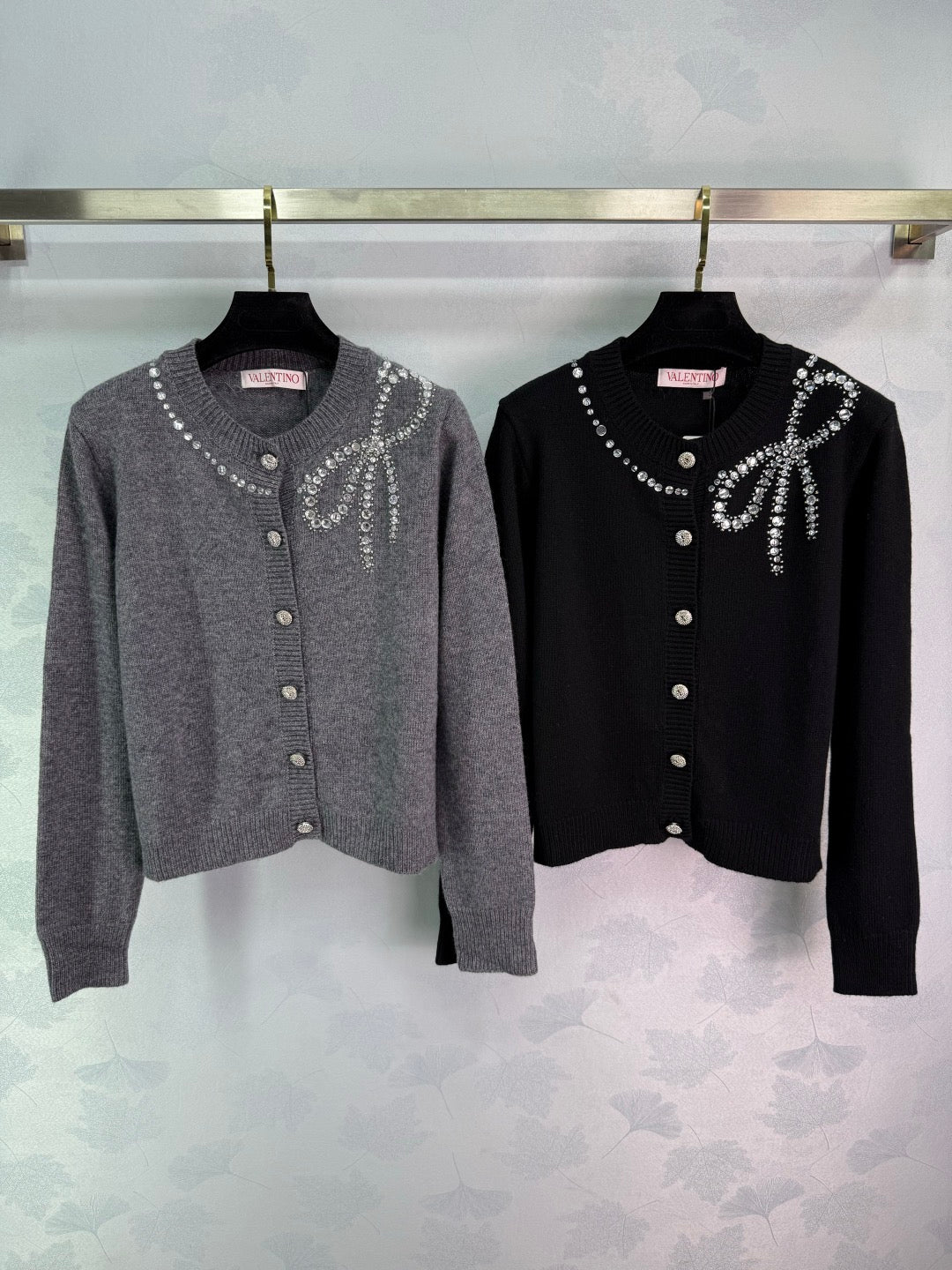 Early Autumn Heavy-Duty Round Neck Knitted Cardigan