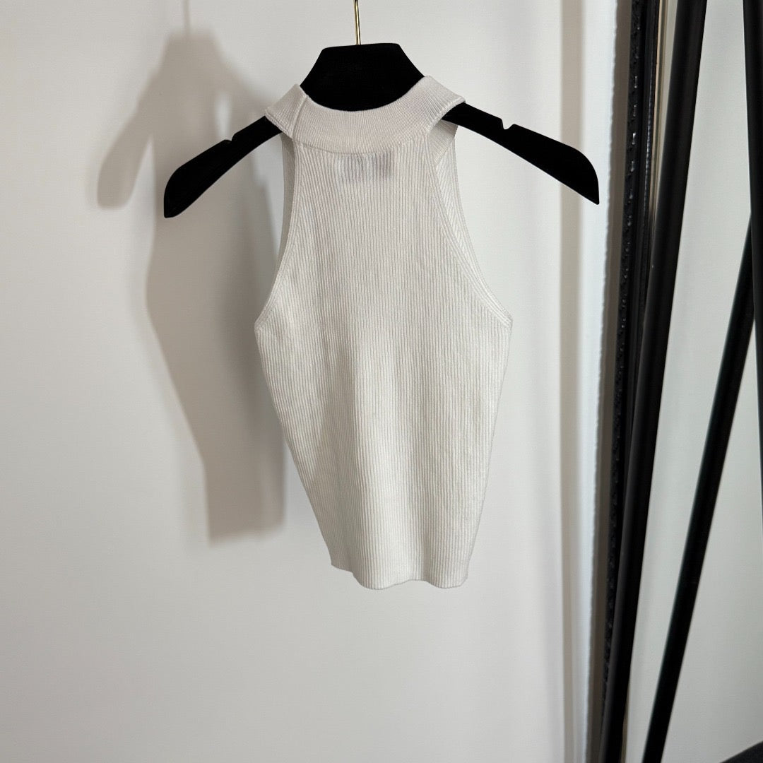 Strickweste mit Neckholder