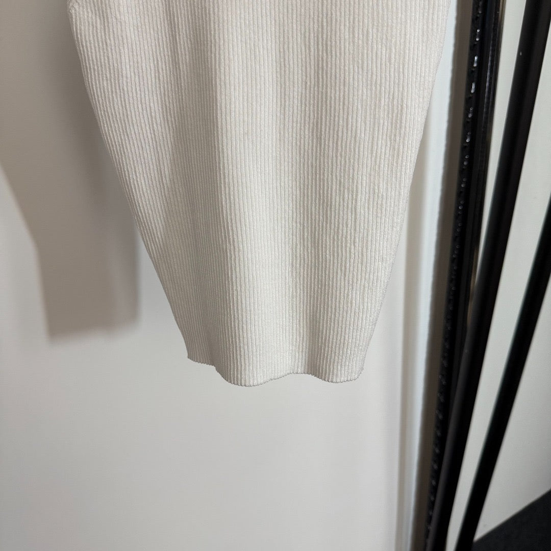 Strickweste mit Neckholder