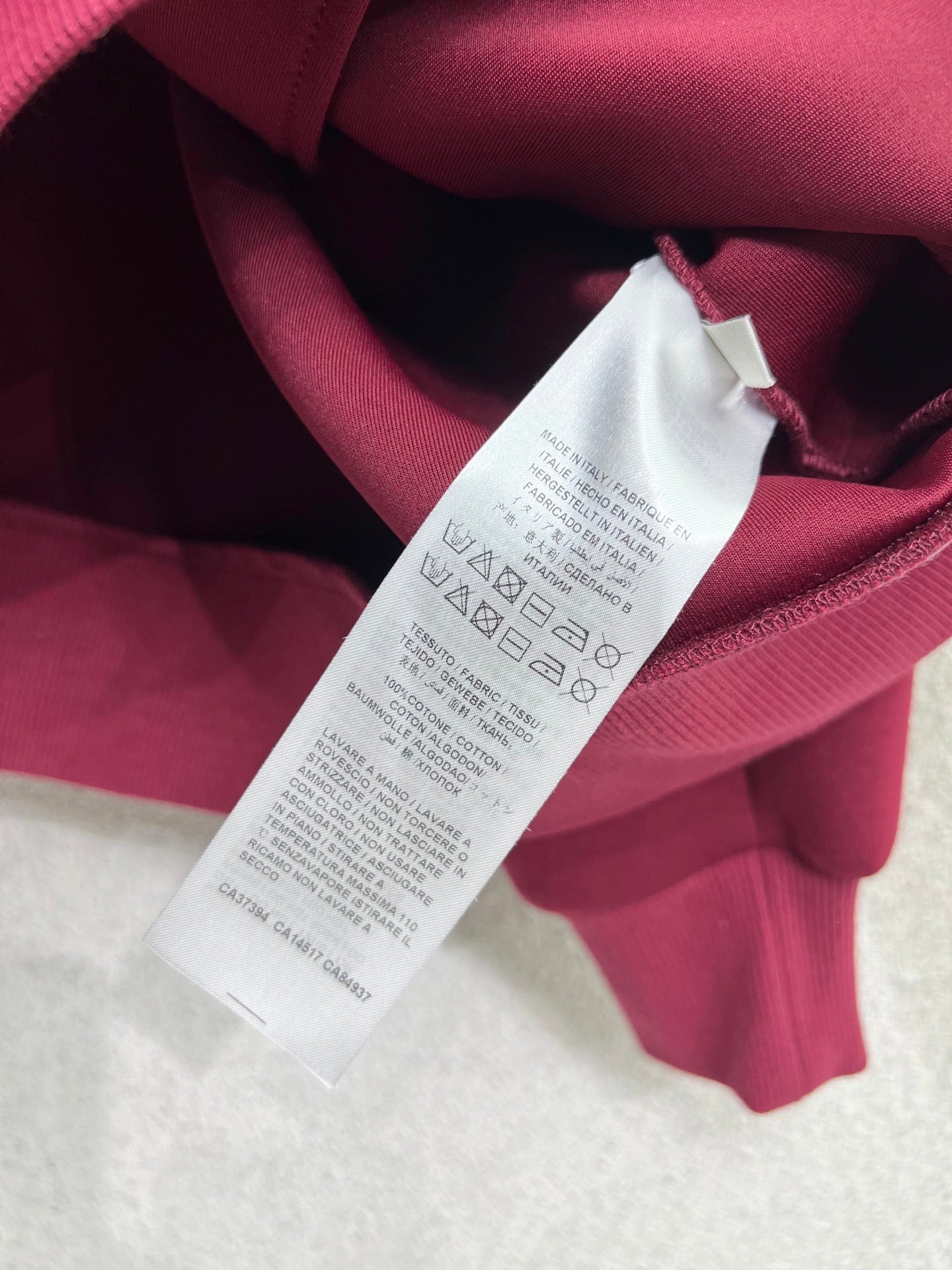 Roter Freizeitanzug aus Space Cotton