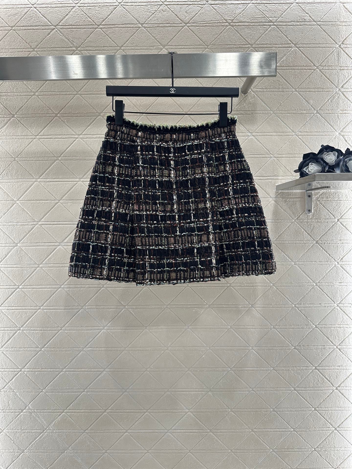 Set aus gewebter Jacke und Rock mit Karomuster