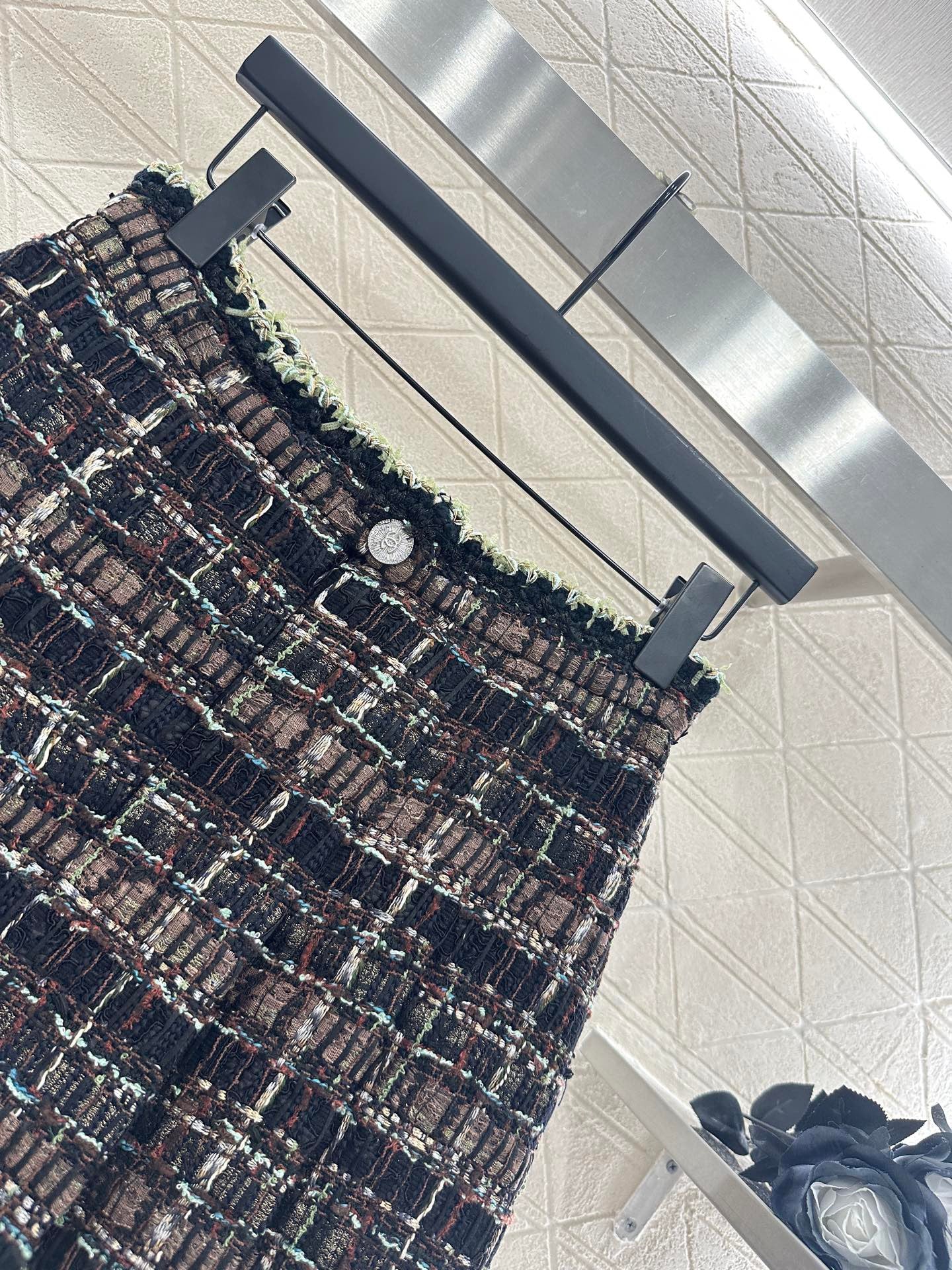 Set aus gewebter Jacke und Rock mit Karomuster