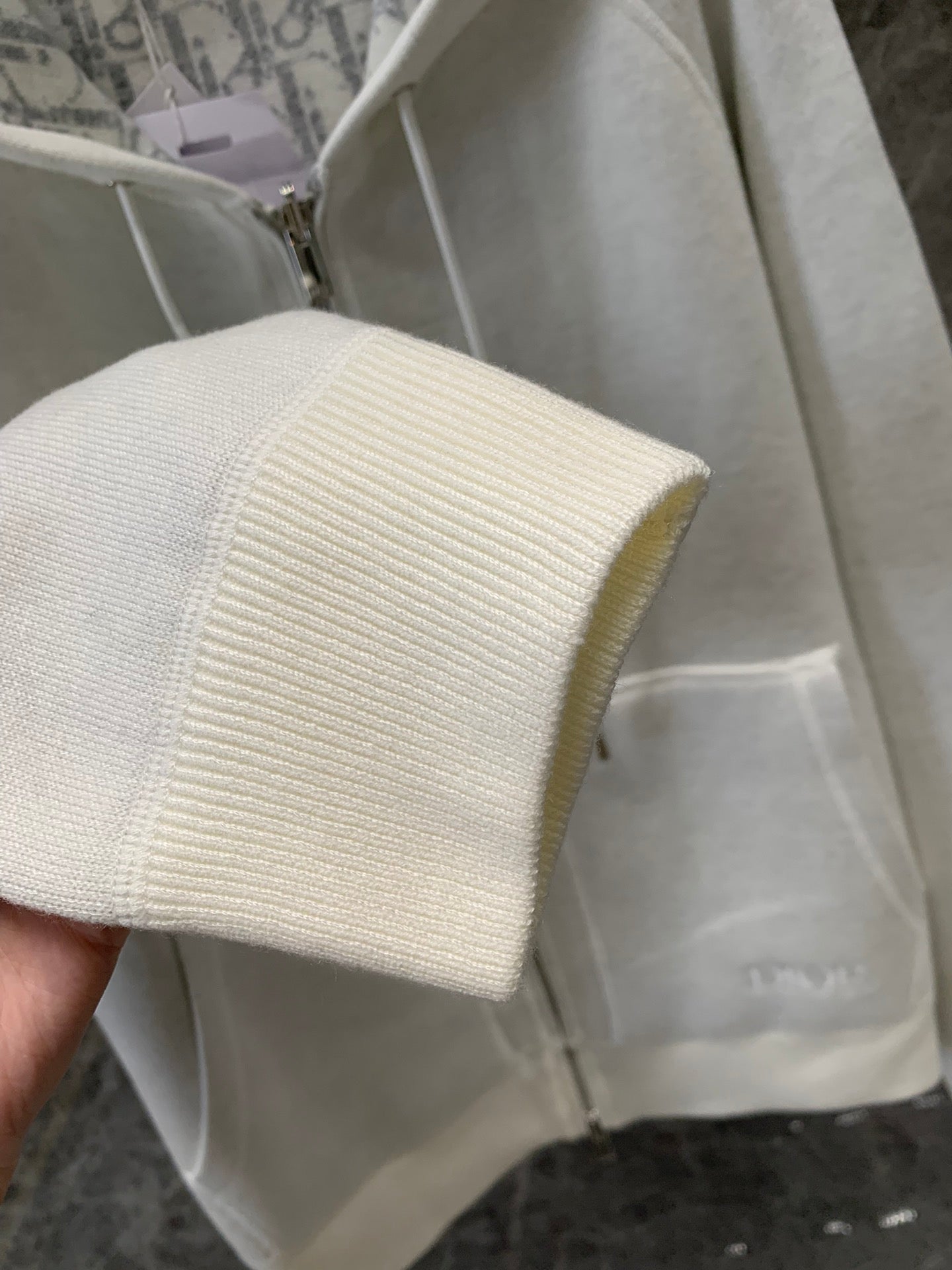 Jacquard-Wende-Cardigan mit Kapuze und Reißverschluss