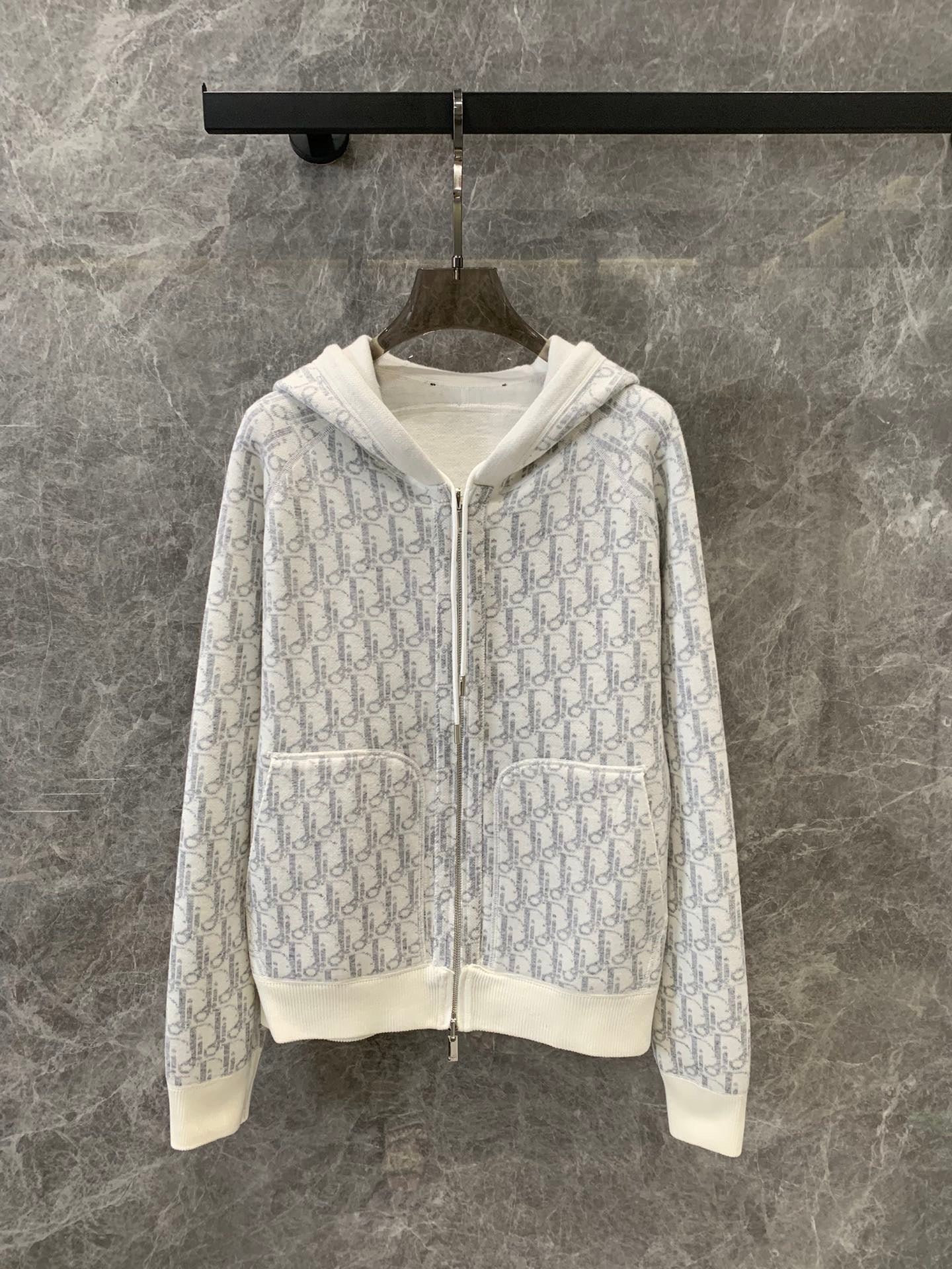 Jacquard-Wende-Cardigan mit Kapuze und Reißverschluss