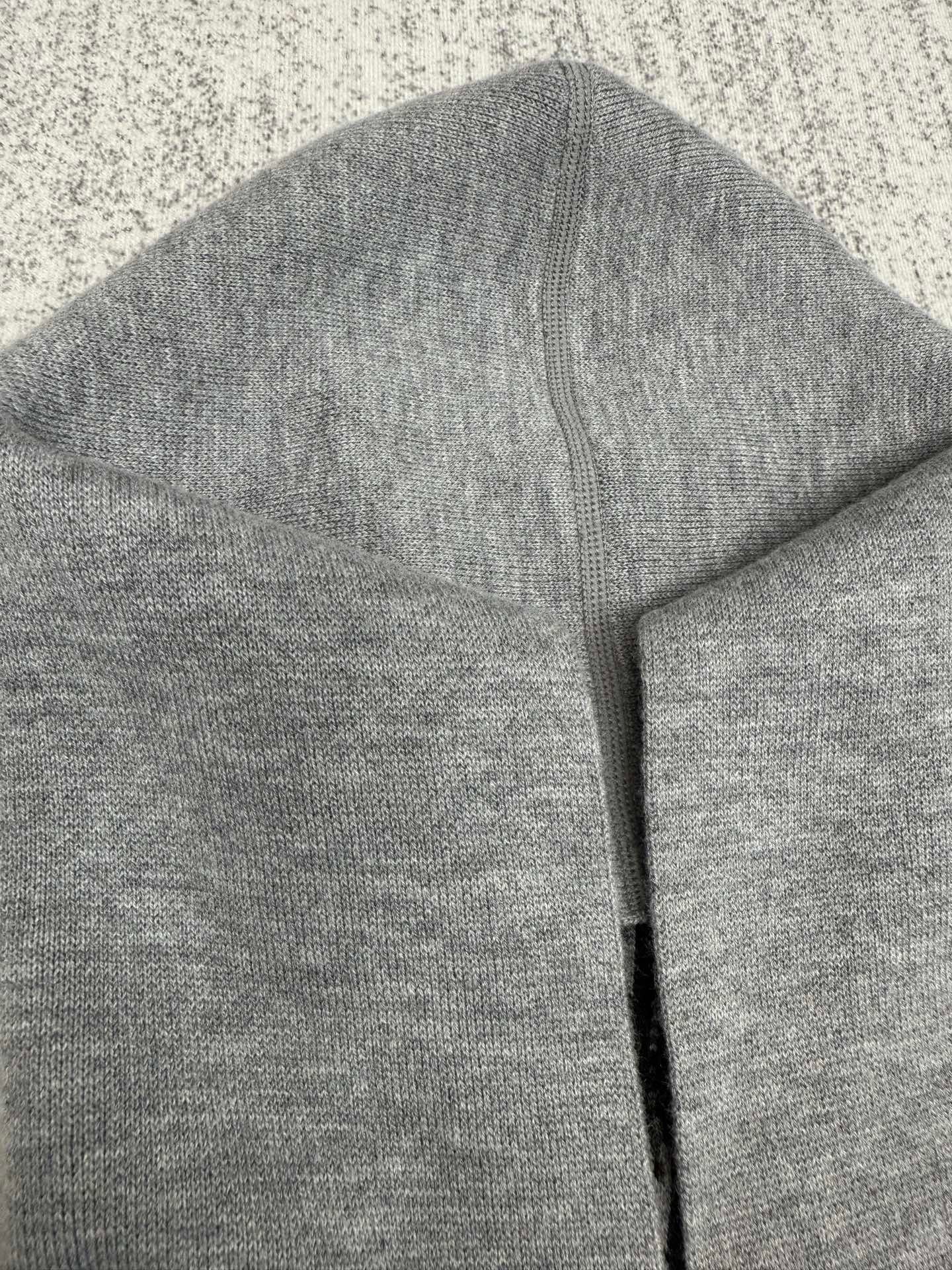 Reversible knitted jacket