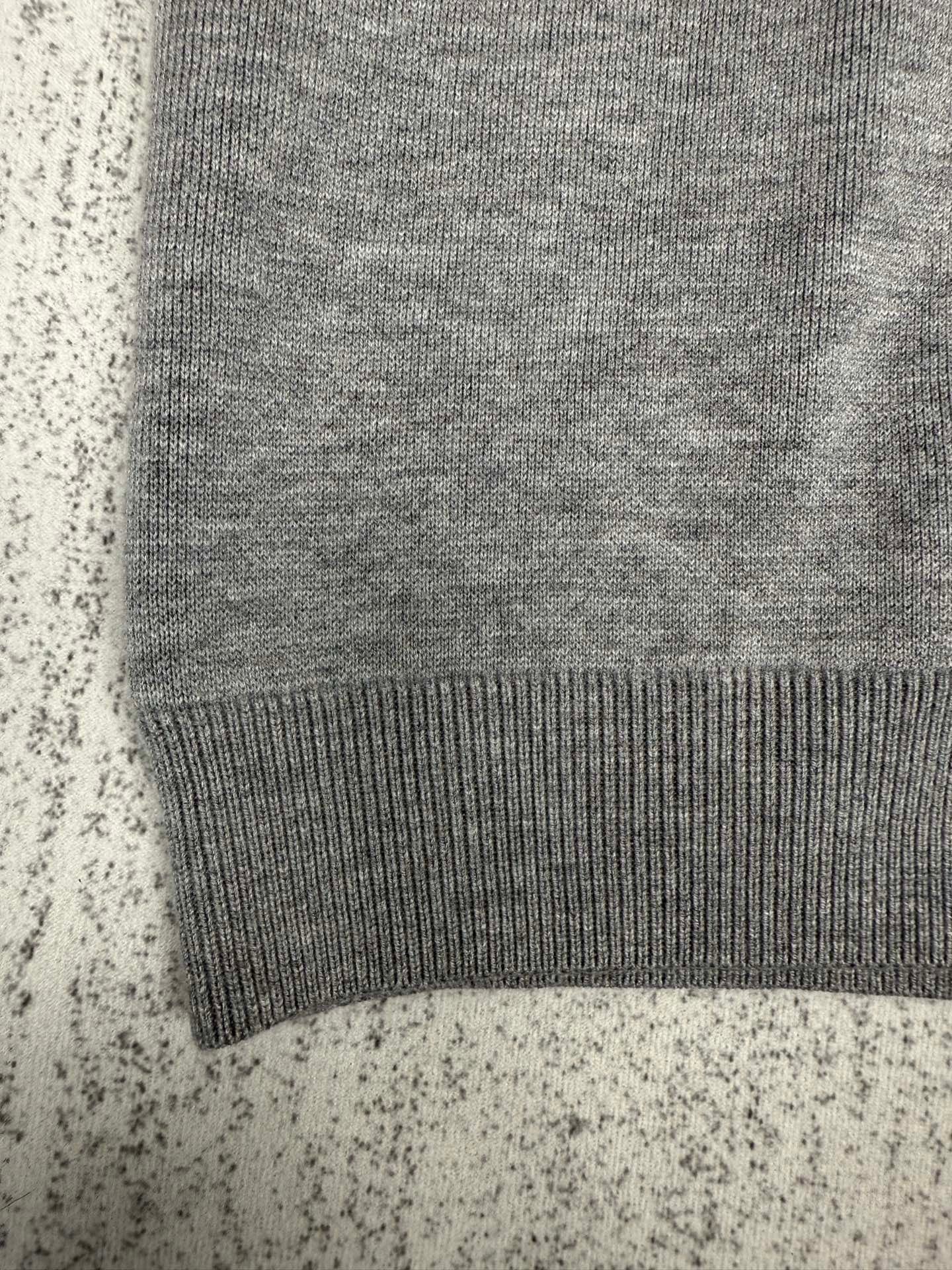 Reversible knitted jacket