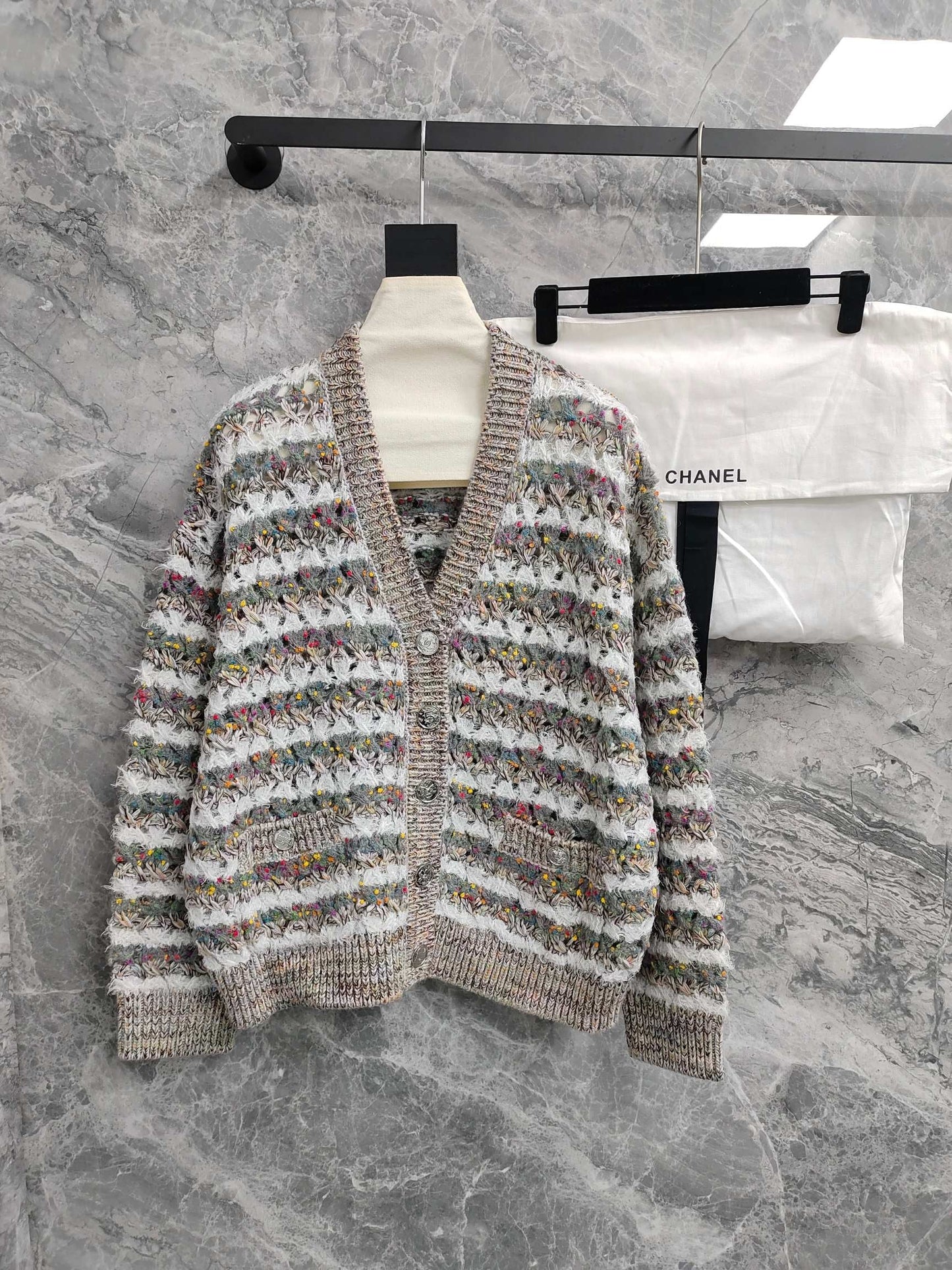 Tissage lourd avec bordure en diamant de couleur fil