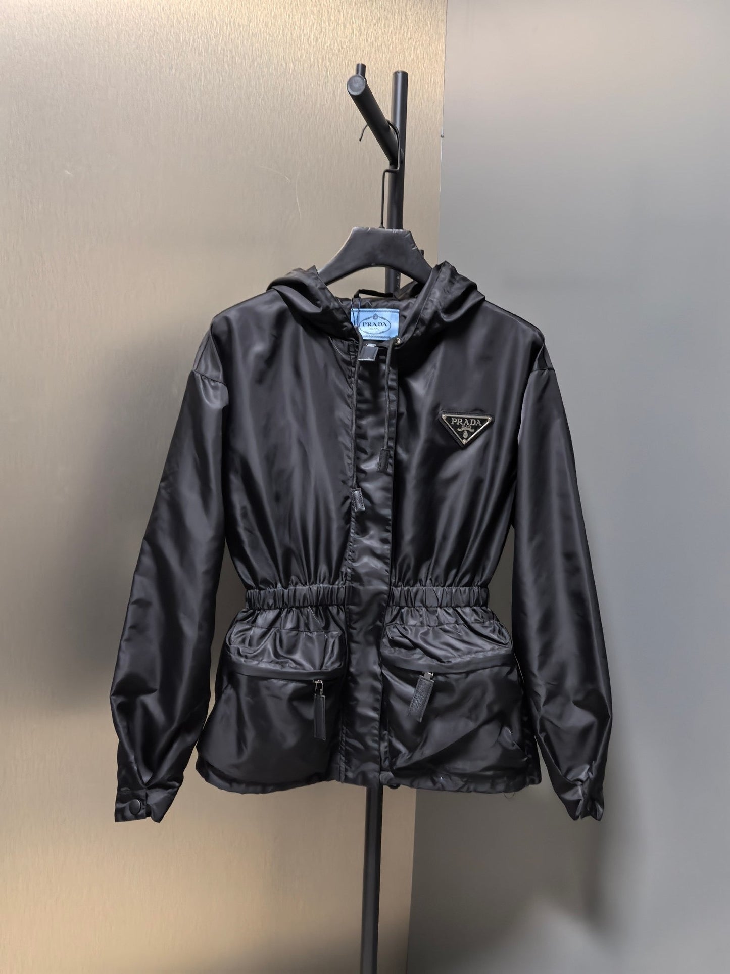 Neuer Windjackenmantel