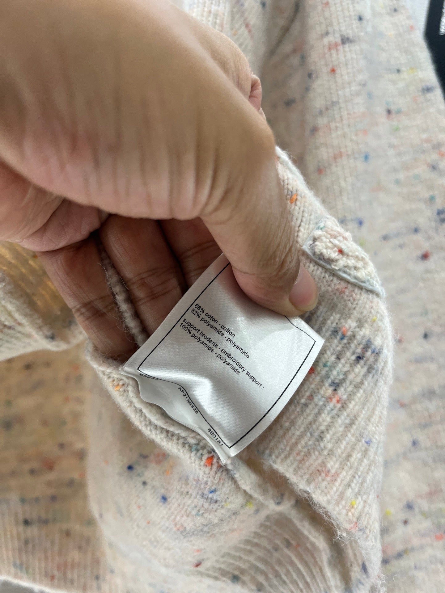 Cardigan tricoté à double lettre