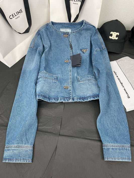 Veste ceinturée en jean délavé