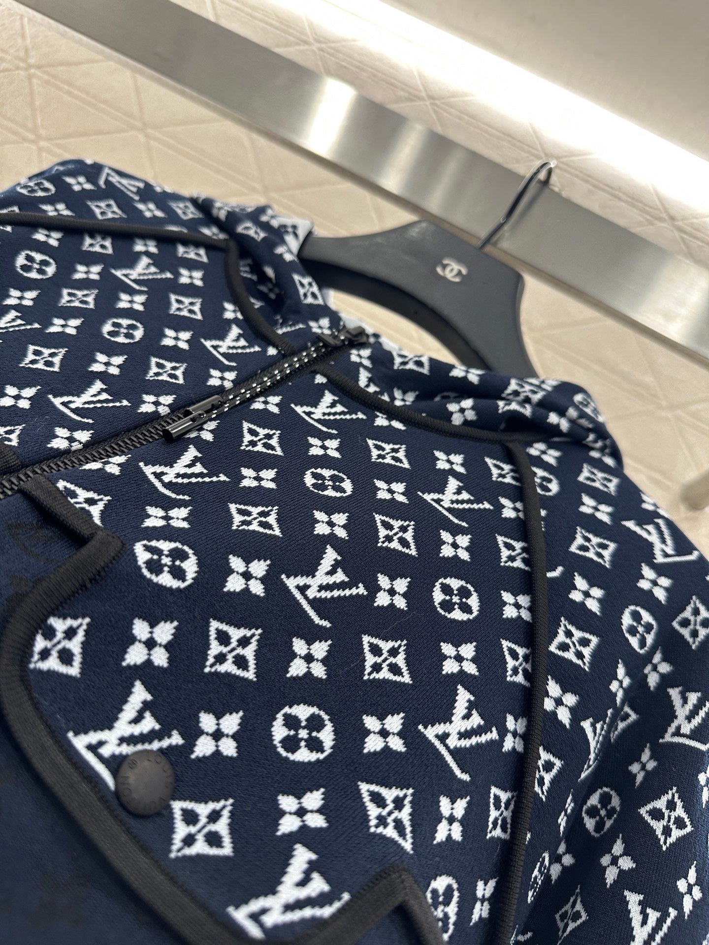 Patchwork-Jacquard-Strickjacke mit Kapuze