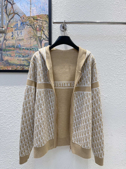 Reversible jacquard hooded zip-up wool jacket