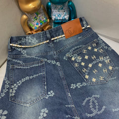Laser pocket embroidery jeans