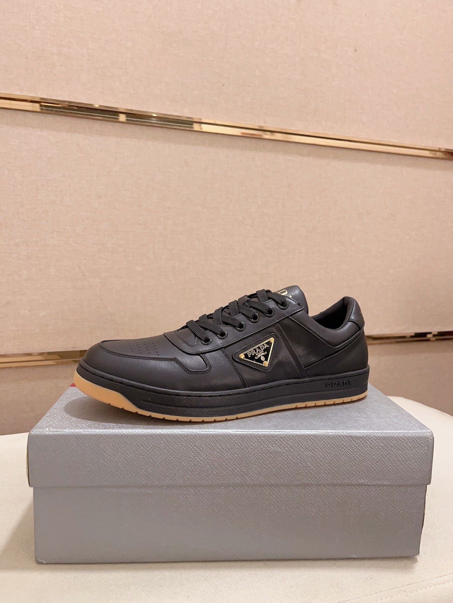 🔥🔥🔥24FW NOUVEAU CD Sneakers Downtown en cuir nappa