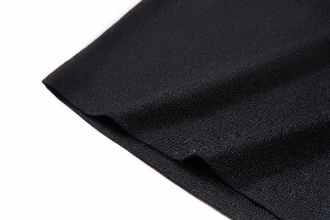 🔥 🔥24FW NOUVEAU T-shirt à logo en peluche basse