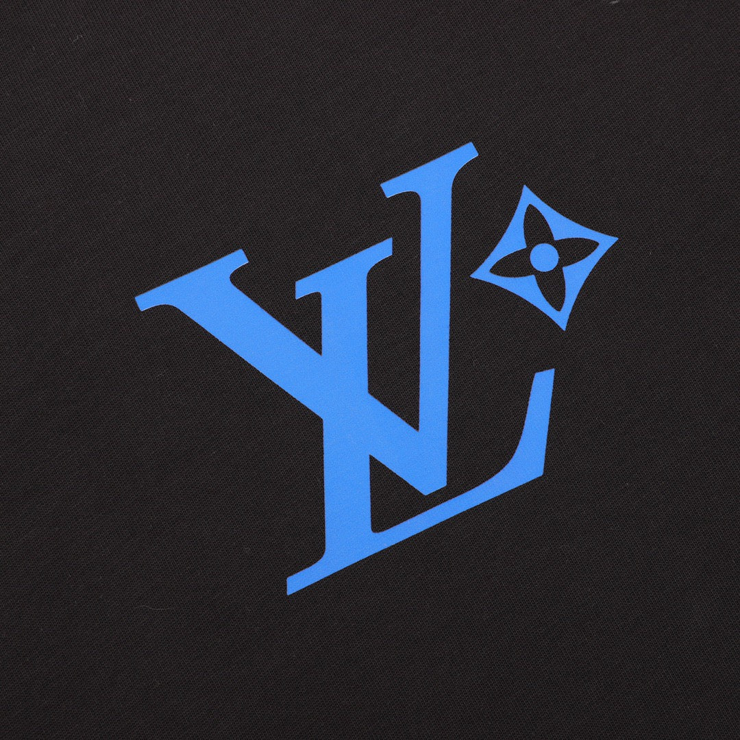 Bedrucktes T-Shirt mit Bastelmotiv