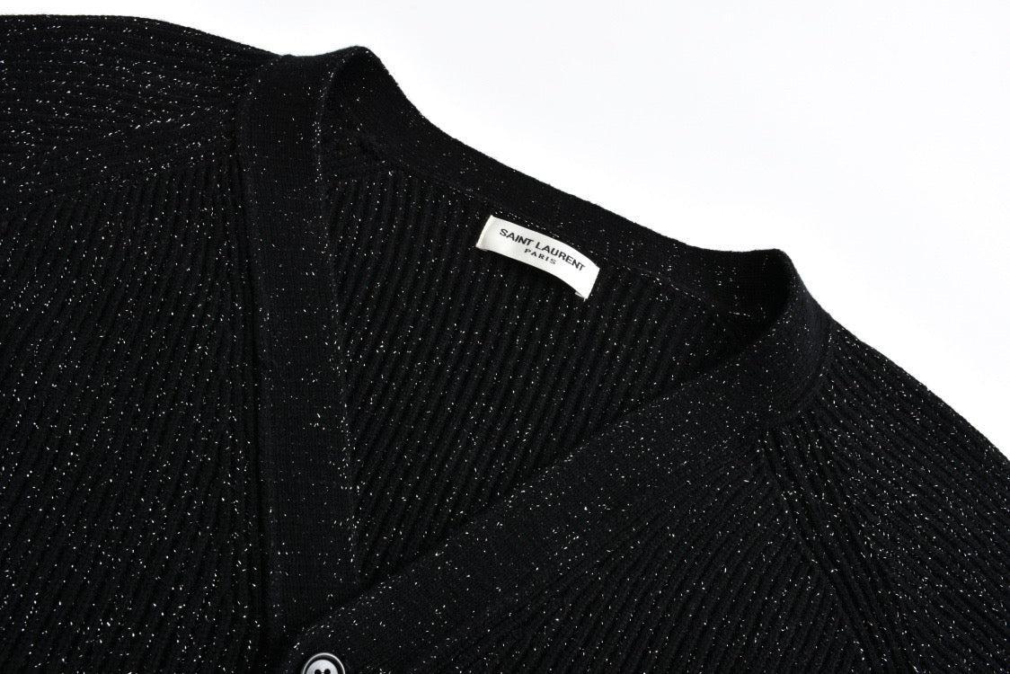 Saint Lau Brosche Cardigan Pullover