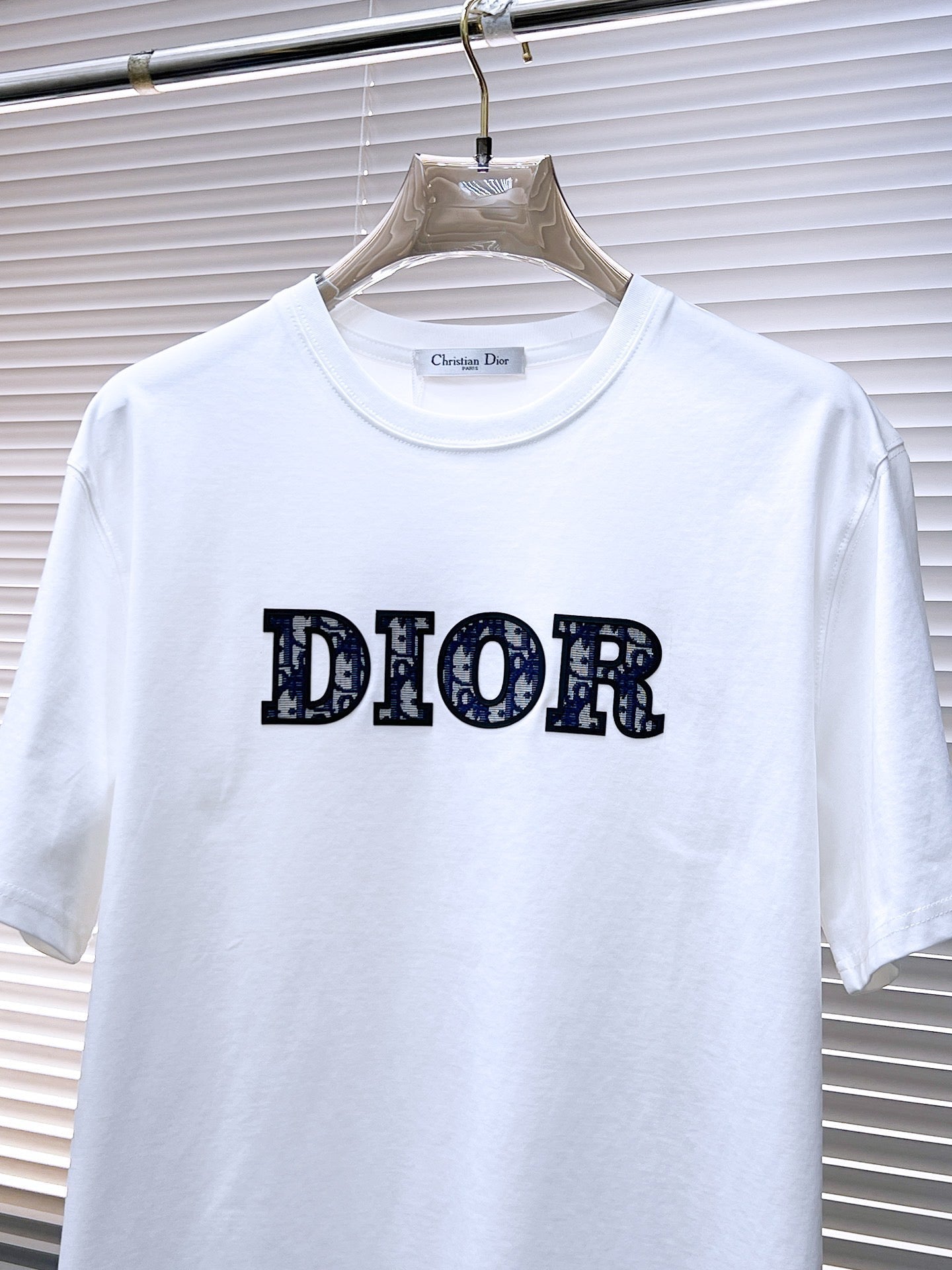 T-shirt ras du cou avec logo imprimé 24FW NOUVEAU