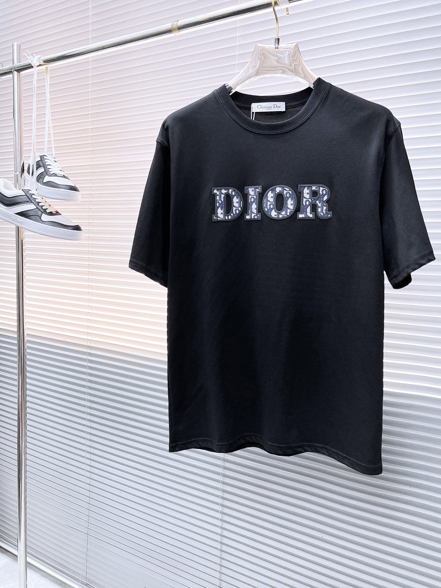 T-shirt ras du cou avec logo imprimé 24FW NOUVEAU