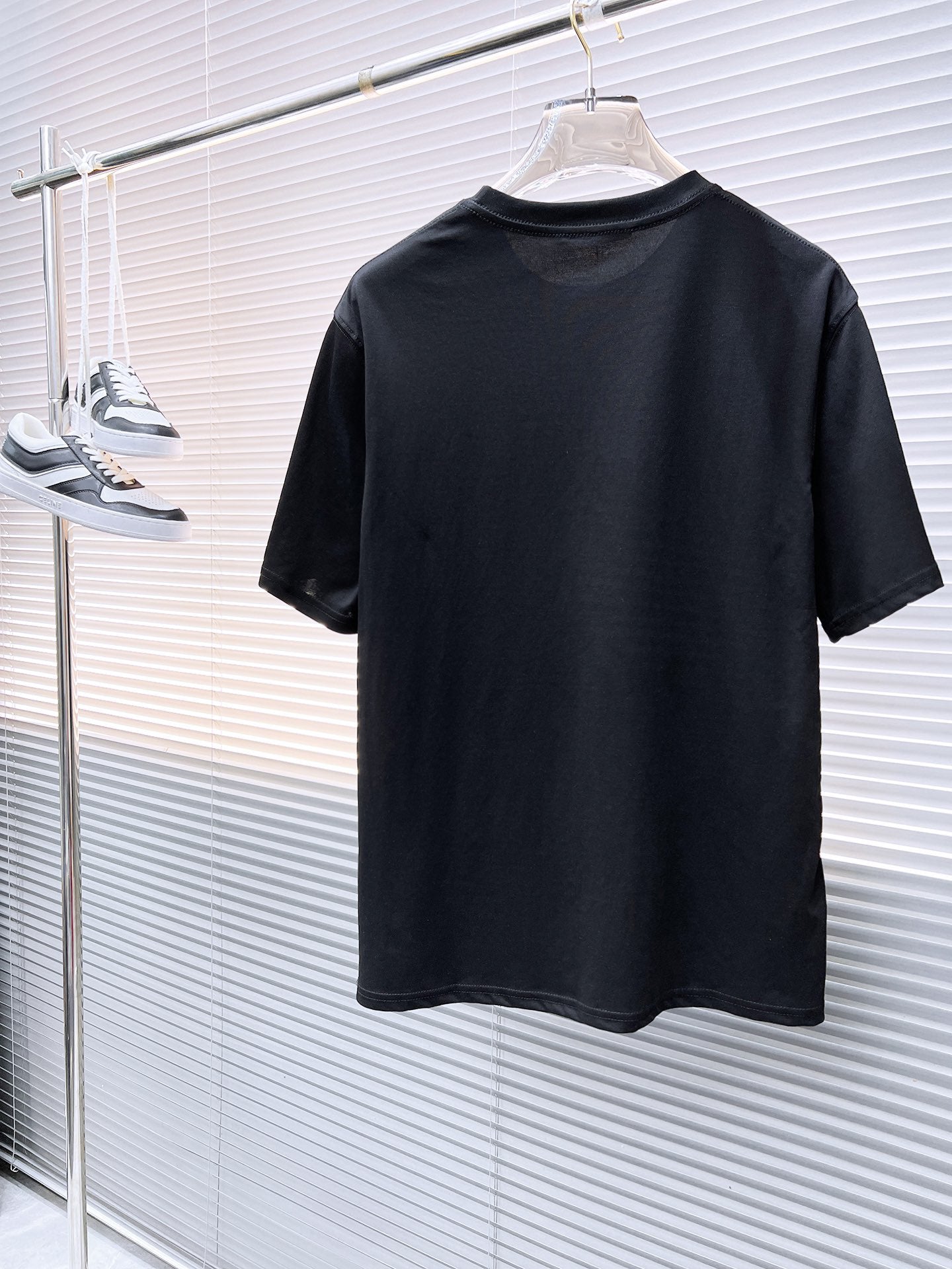 T-shirt ras du cou avec logo imprimé 24FW NOUVEAU