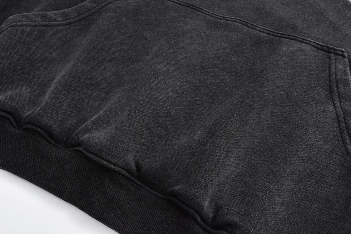 Sweat à capuche délavé avec lettres brodées