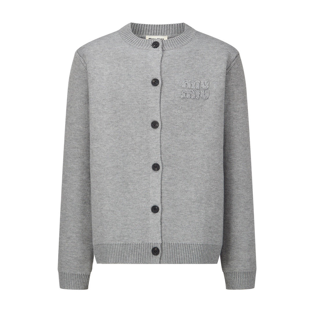 pull brodé