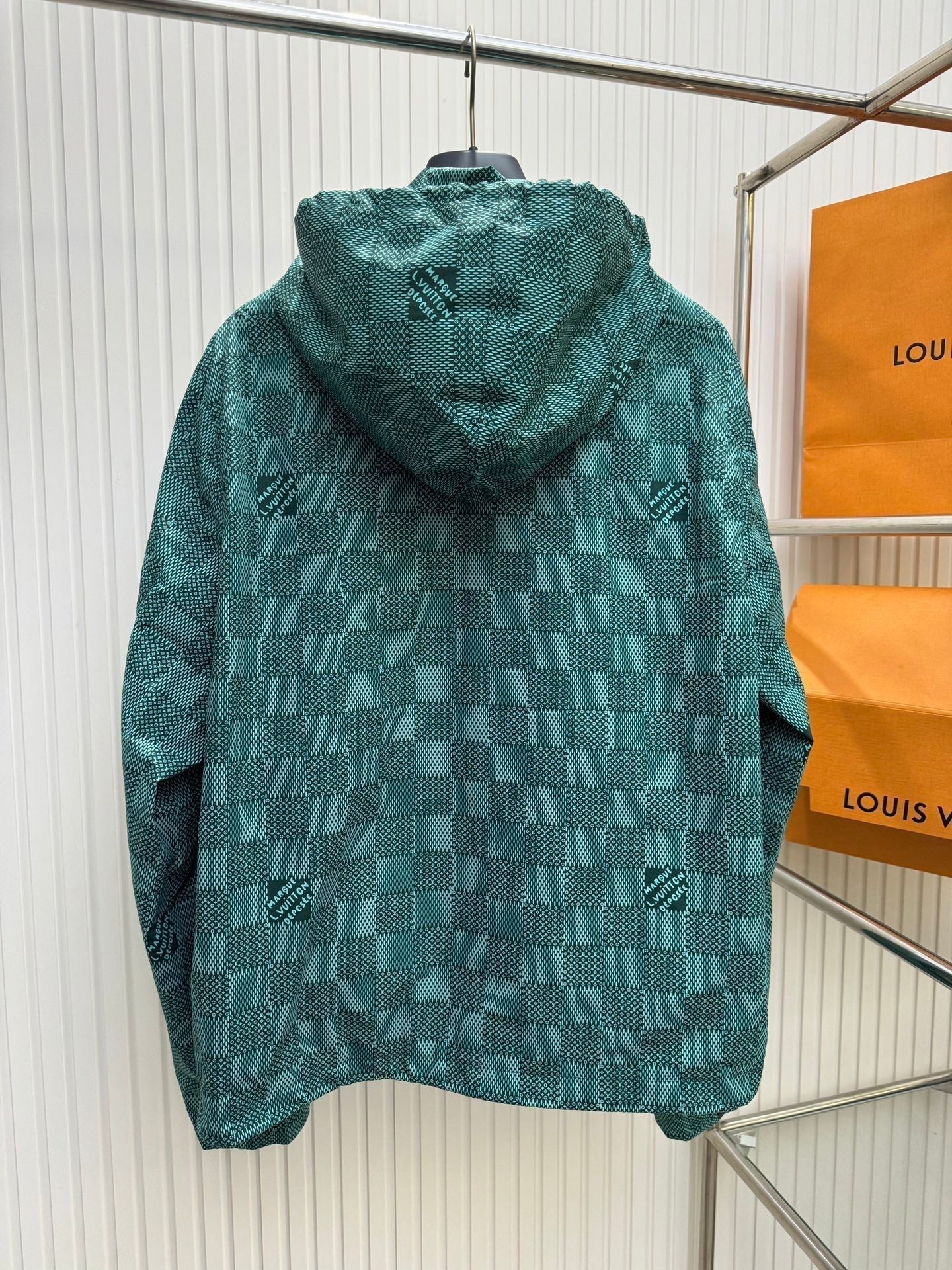 Veste coupe-vent à capuche à damier 24FW NEW L