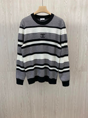 Xiao Xiang Herbst und Winter bestickter gestreifter Strickpullover