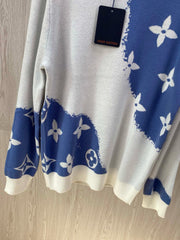 pull monogramme