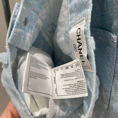 Light-colored jacquard print denim shorts