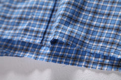 Light blue plaid fur-edged shirt Small plaid fur-edged sleeve shirt Plaid shirt