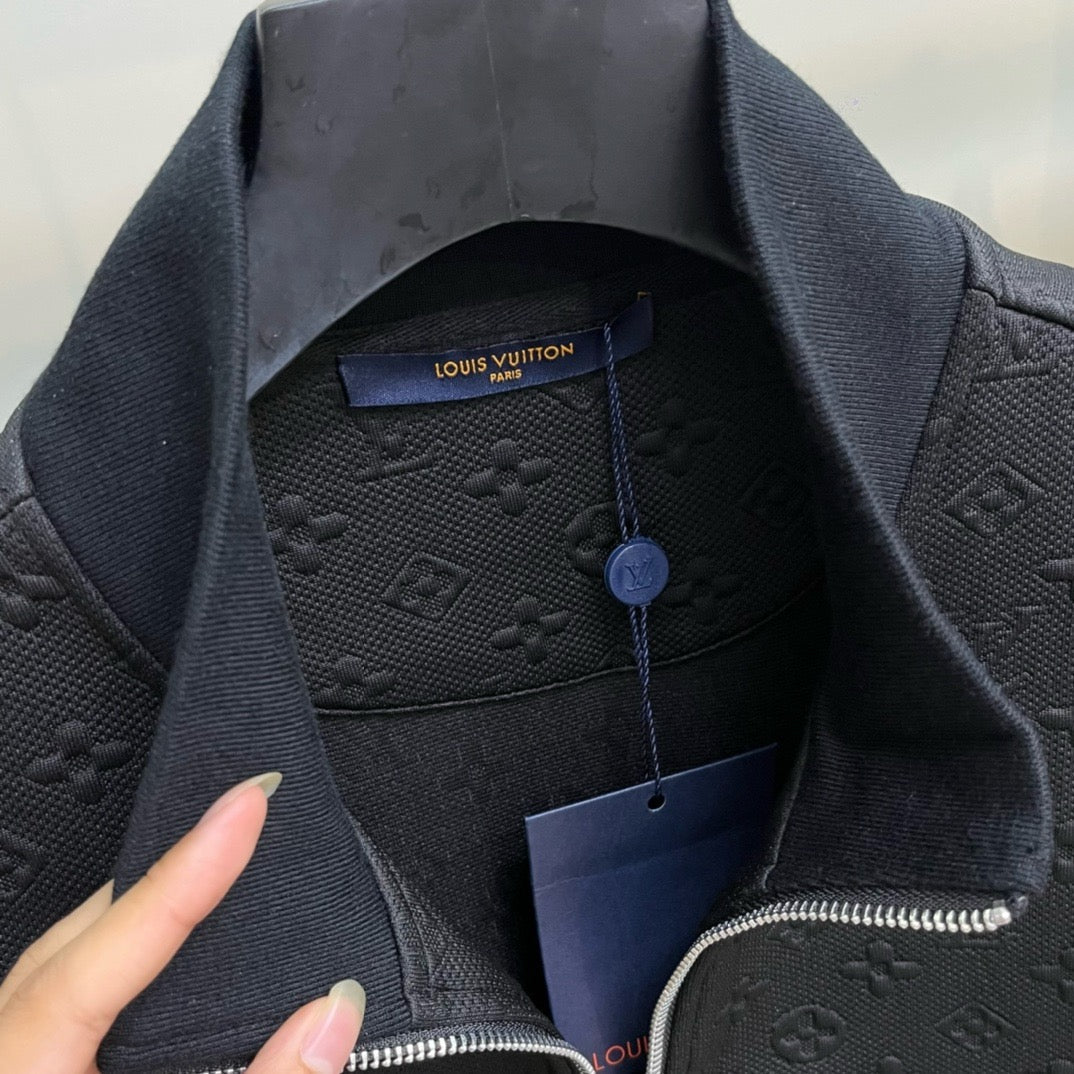 Survêtement en relief