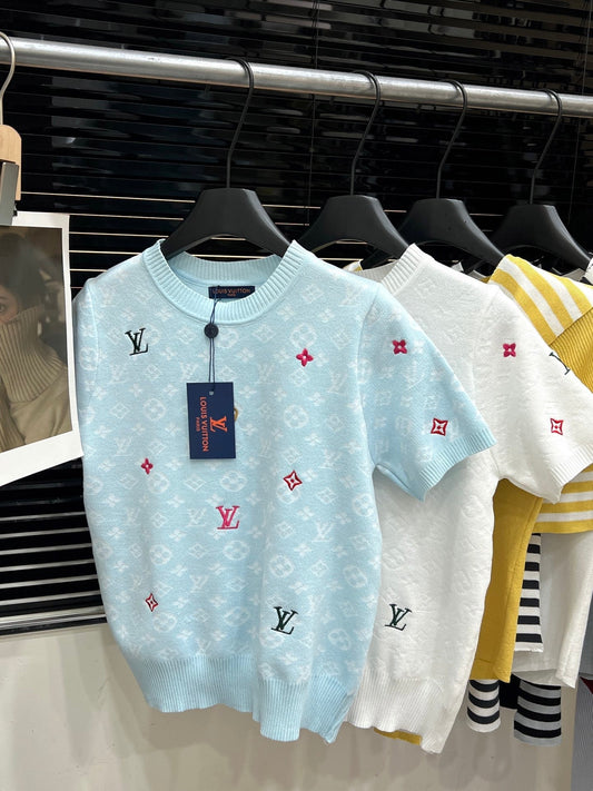 ‌L v Embroidered All-Over Print Knit Sweater