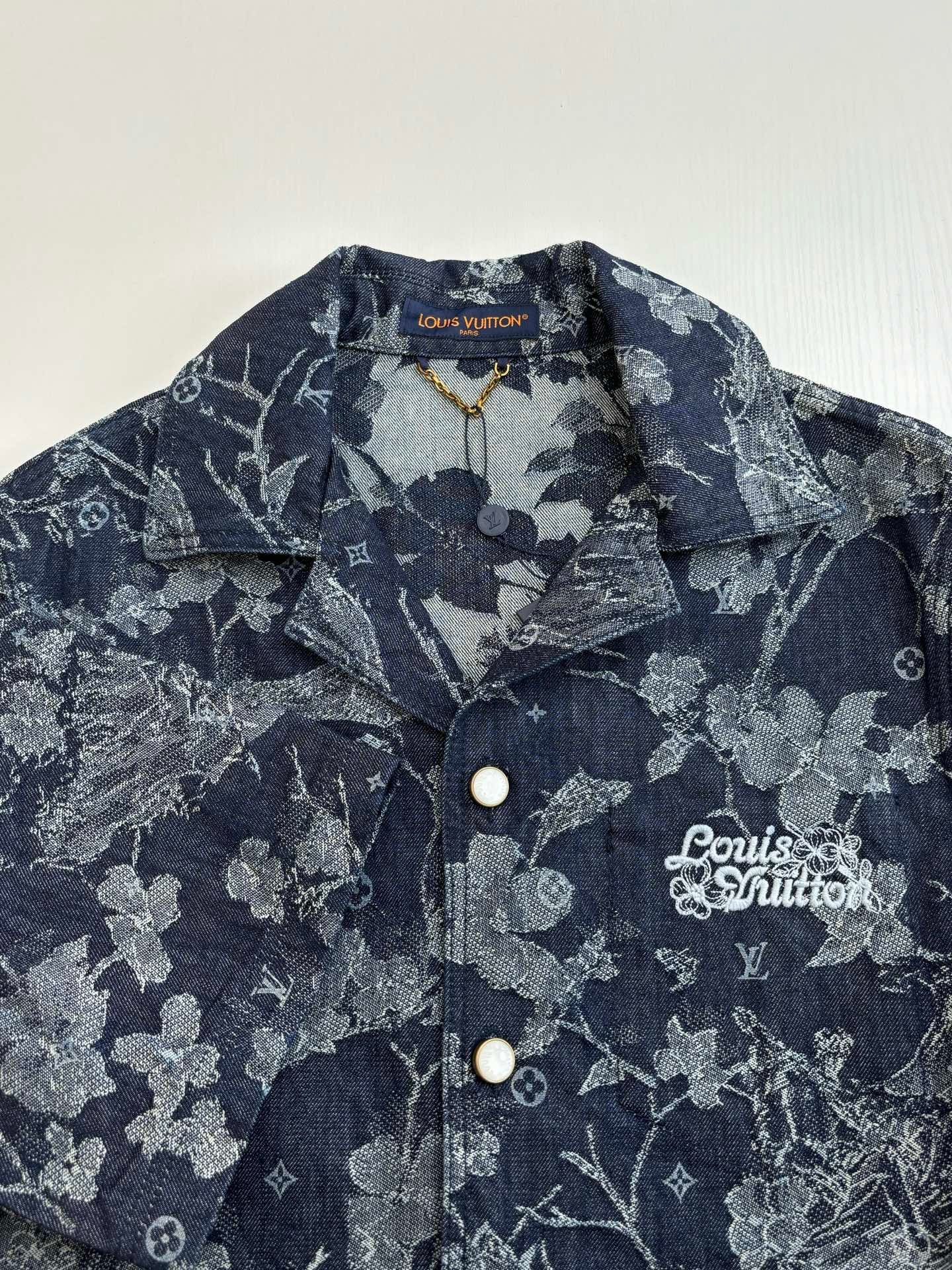 Nouvelle veste à manches courtes en denim à fleurs 25Ss