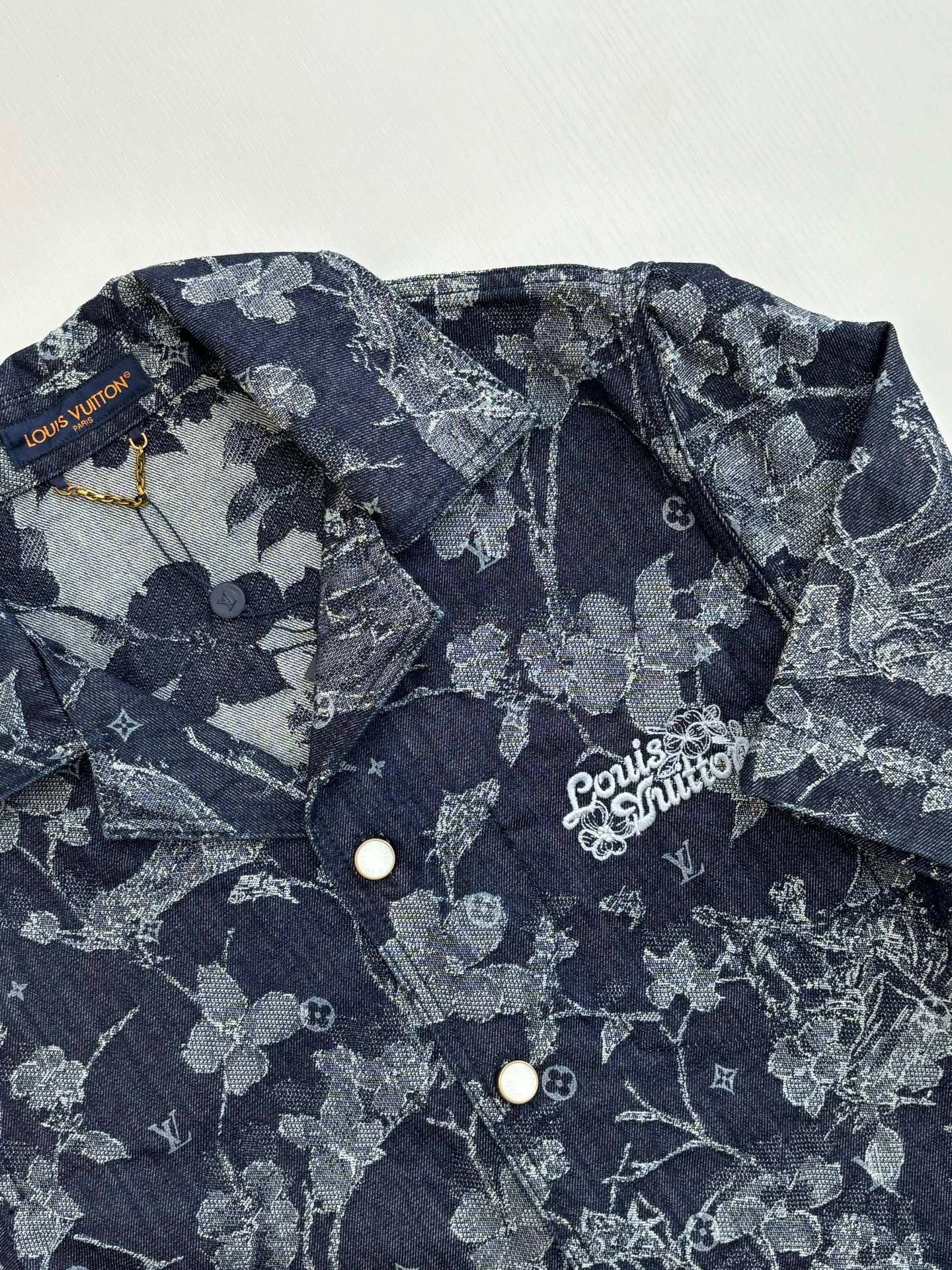 Nouvelle veste à manches courtes en denim à fleurs 25Ss