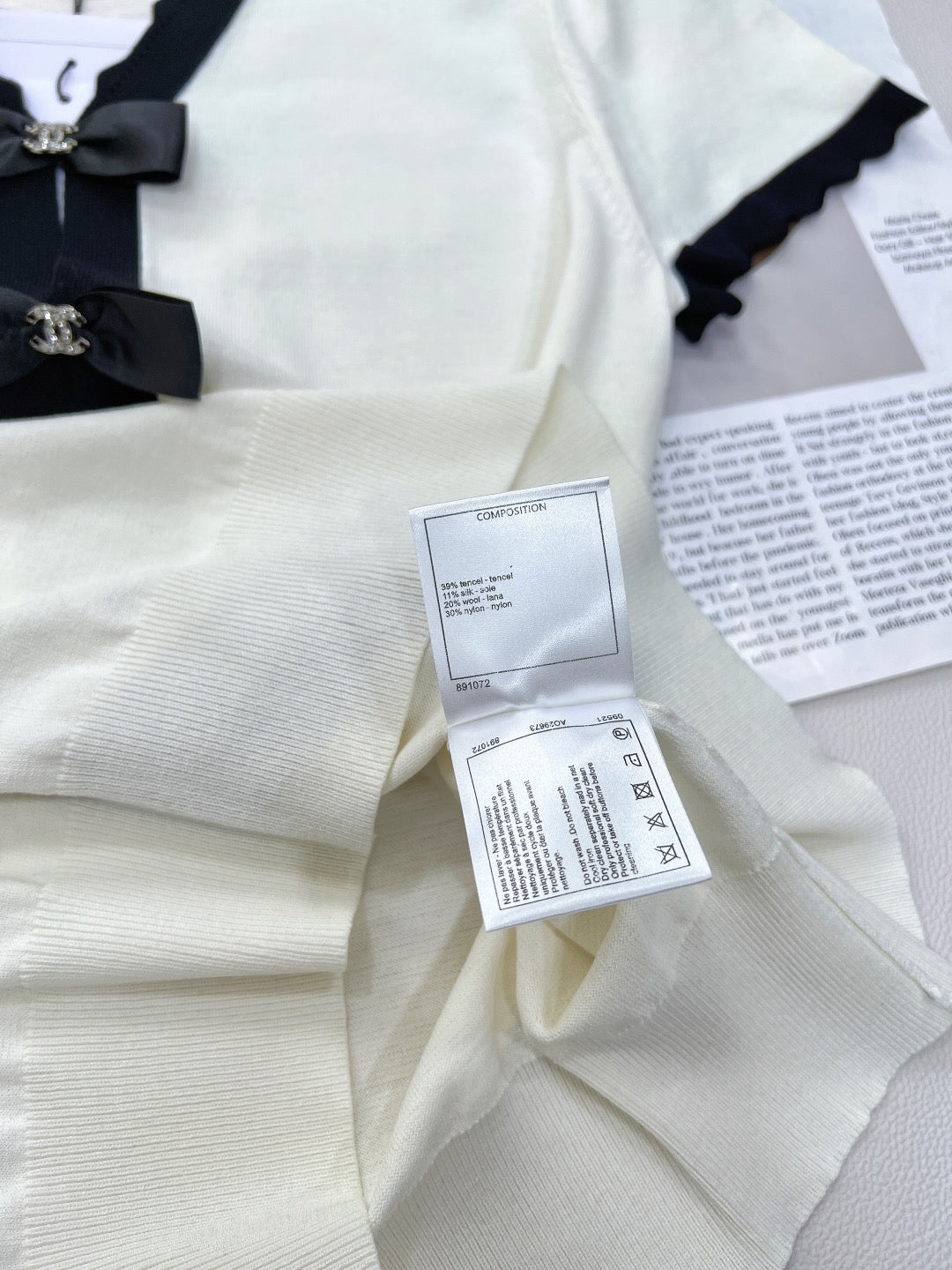 Manches courtes en tricot à nœud contrasté